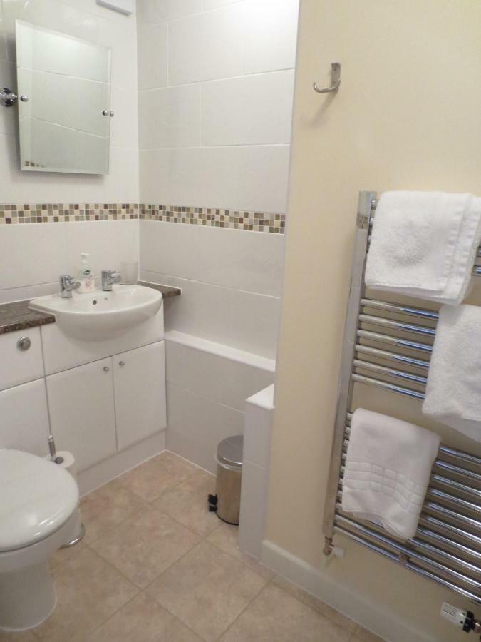 Oxford Apartments 1 Luaran gambar