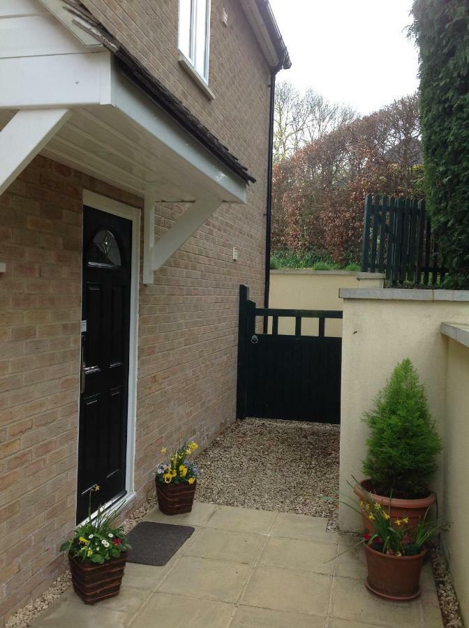 Oxford Apartments 1 Luaran gambar